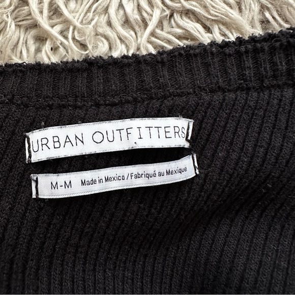 Urban Outfitters one shoulder black crop top - Picture 2 of 3